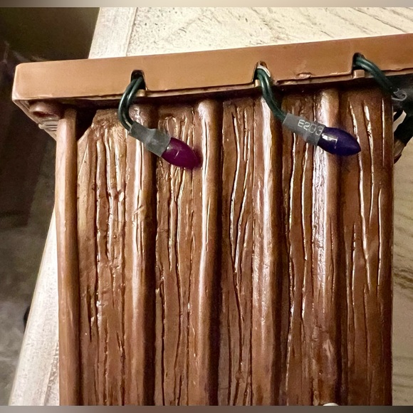 Gemmy Santa's Outhouse Christmas Animated Decoration - Picture 5 of 5